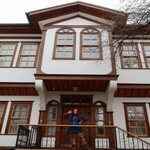 Has Lahmacun (Diyarbakır, Urfa Bul., 17A) ، مطعم