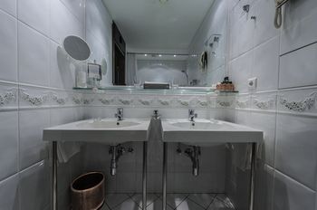 Фото Hotel Konig von Ungarn