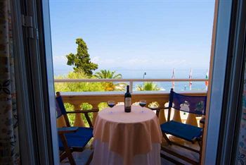 Фото Potamaki Beach Hotel