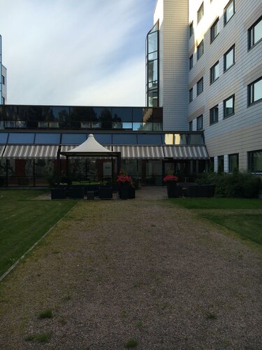 Гостиница Holiday Inn Helsinki - Vantaa Airport в Вантаа