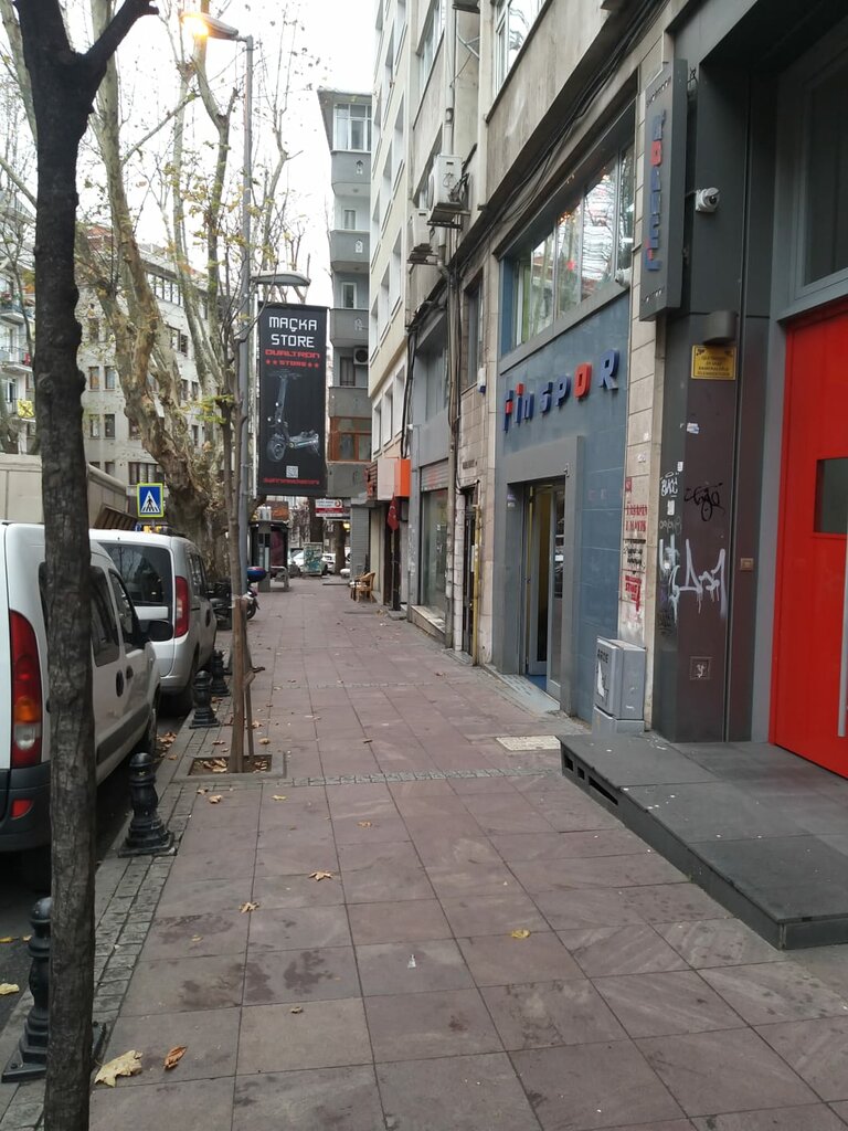 Computer store Netcom Information Services, Istanbul, photo