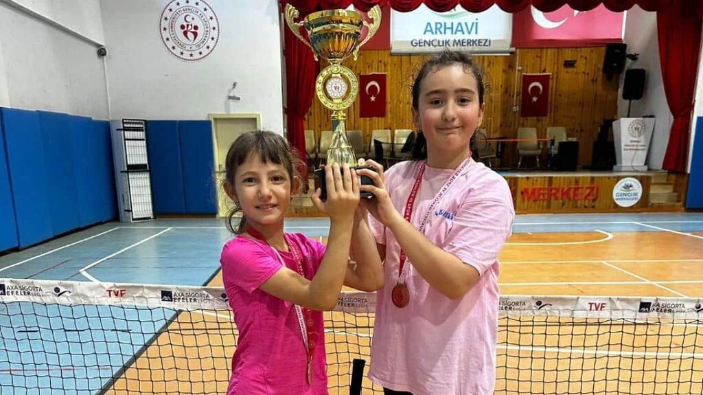 School Hacilar Middle School, Arhavi, photo