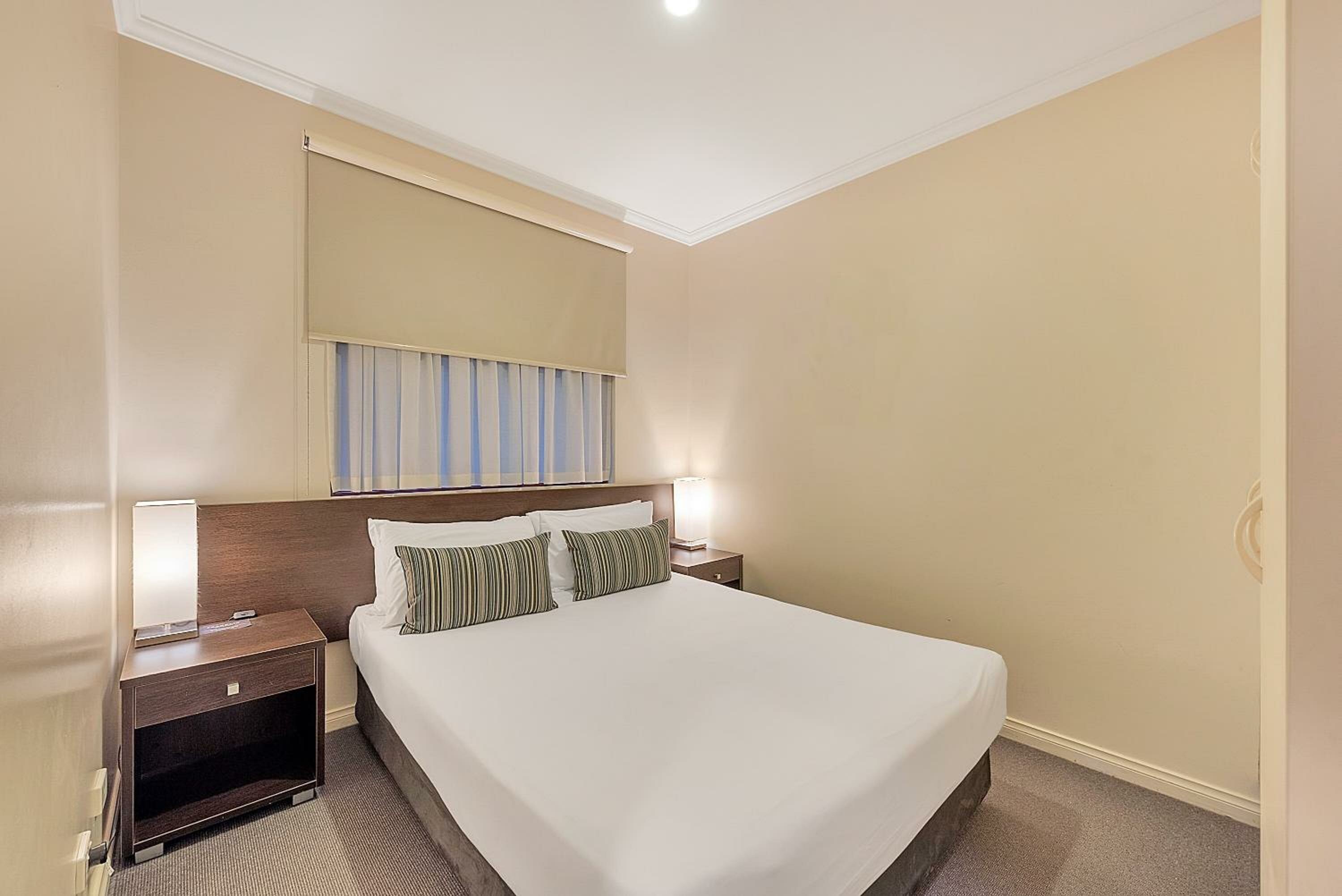 Фото Franklin Central Apartments