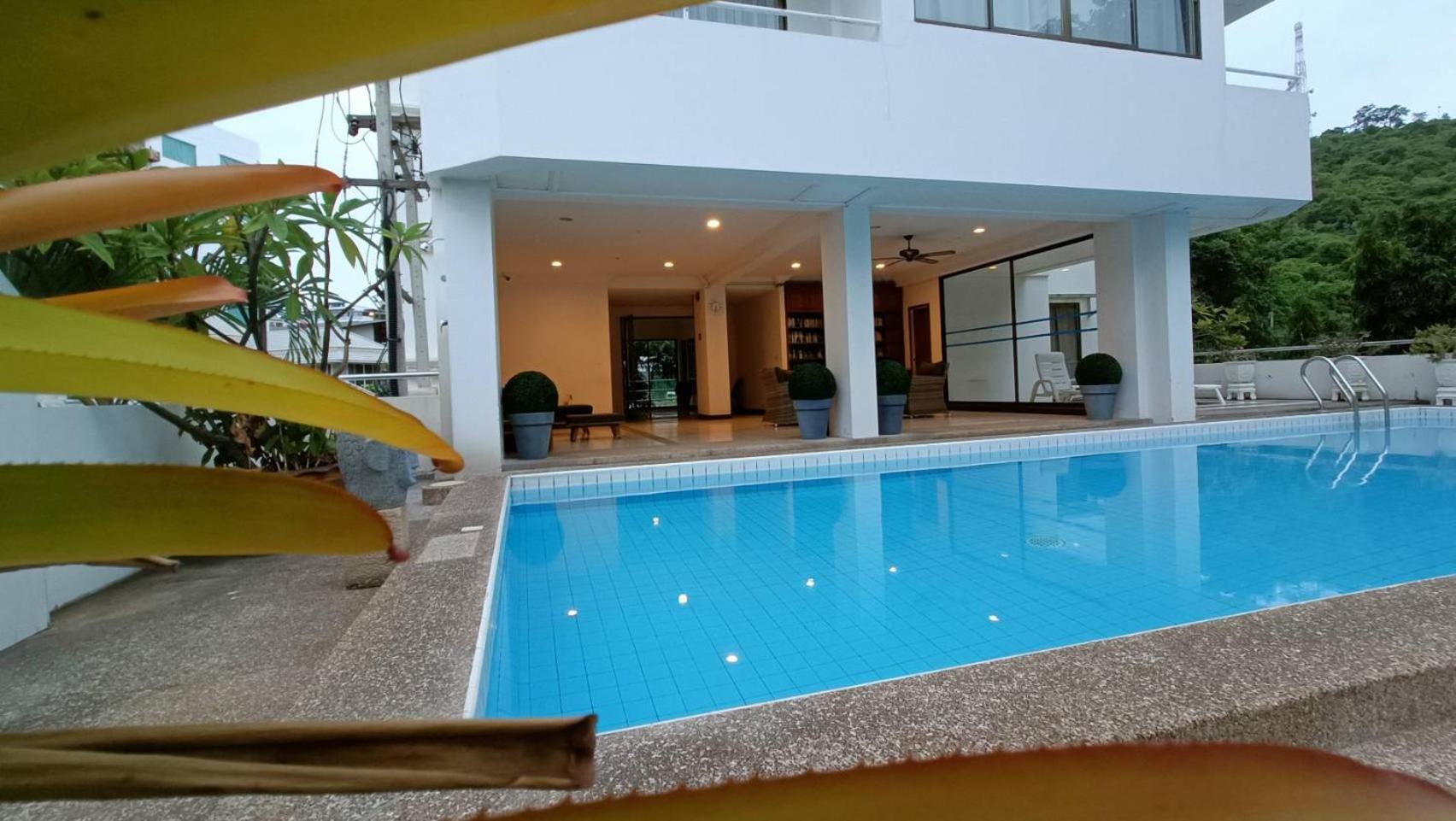 Фото The Monaco Residence Pattaya