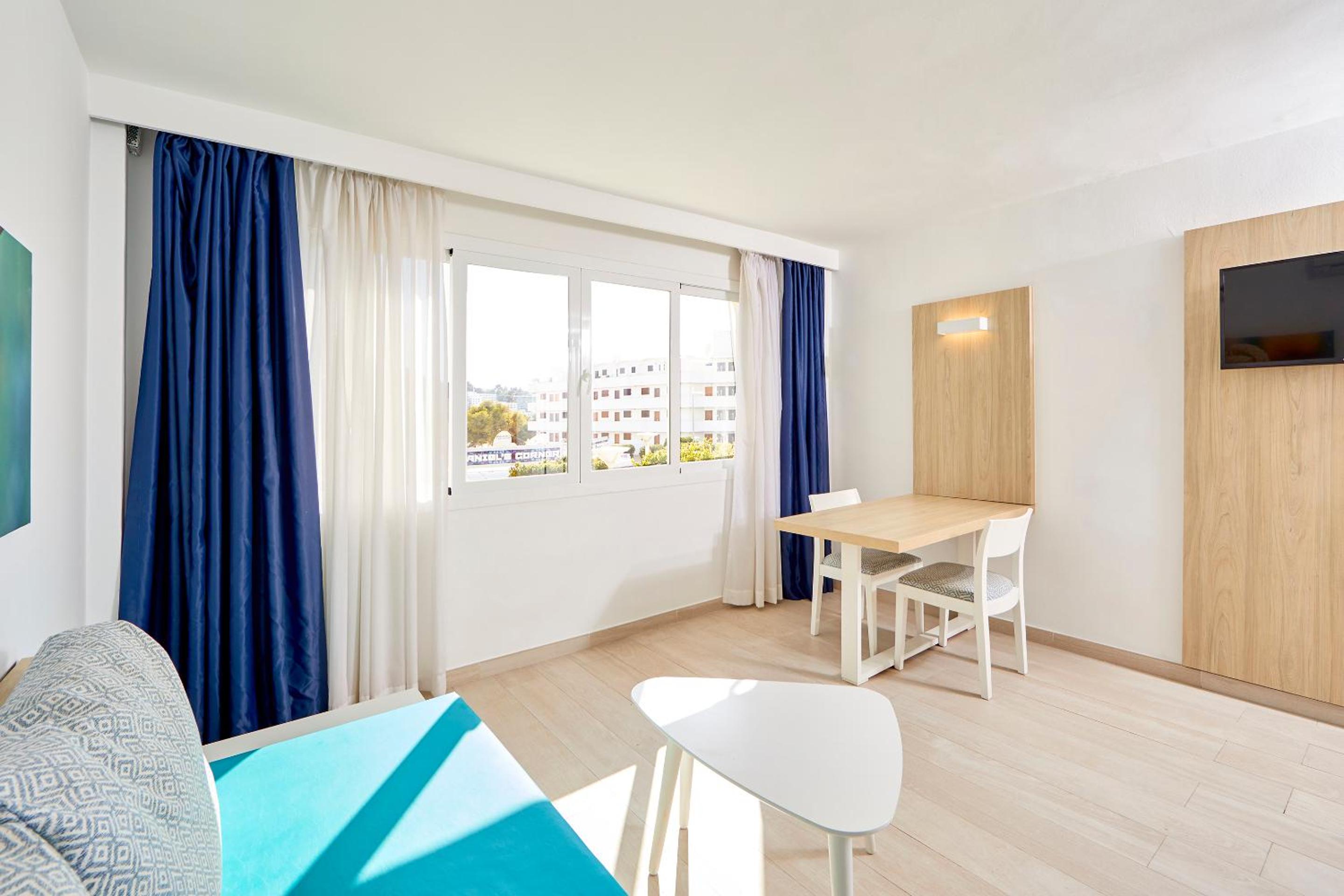 Фото Sun Beach - Только для взрослых