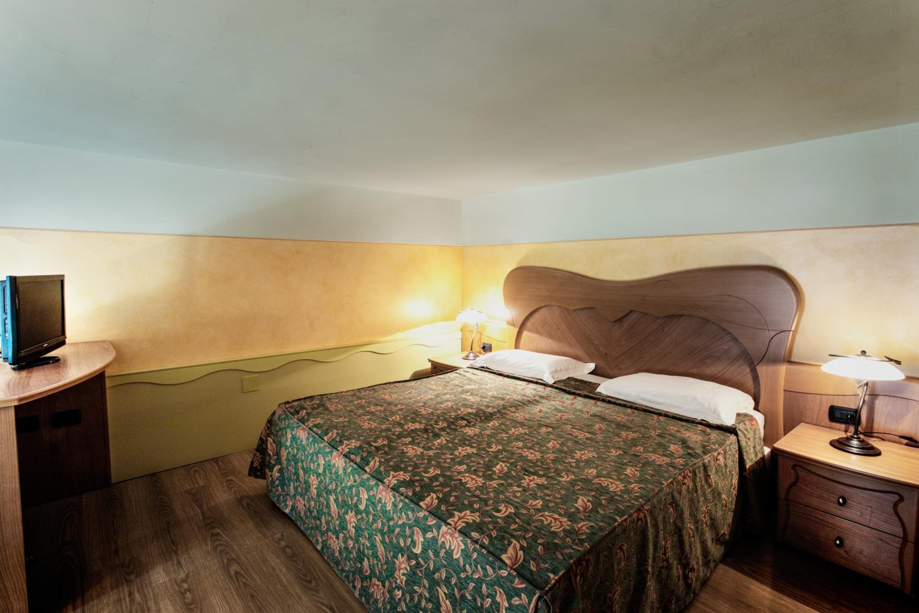 Фото Residence Liberty Hotel