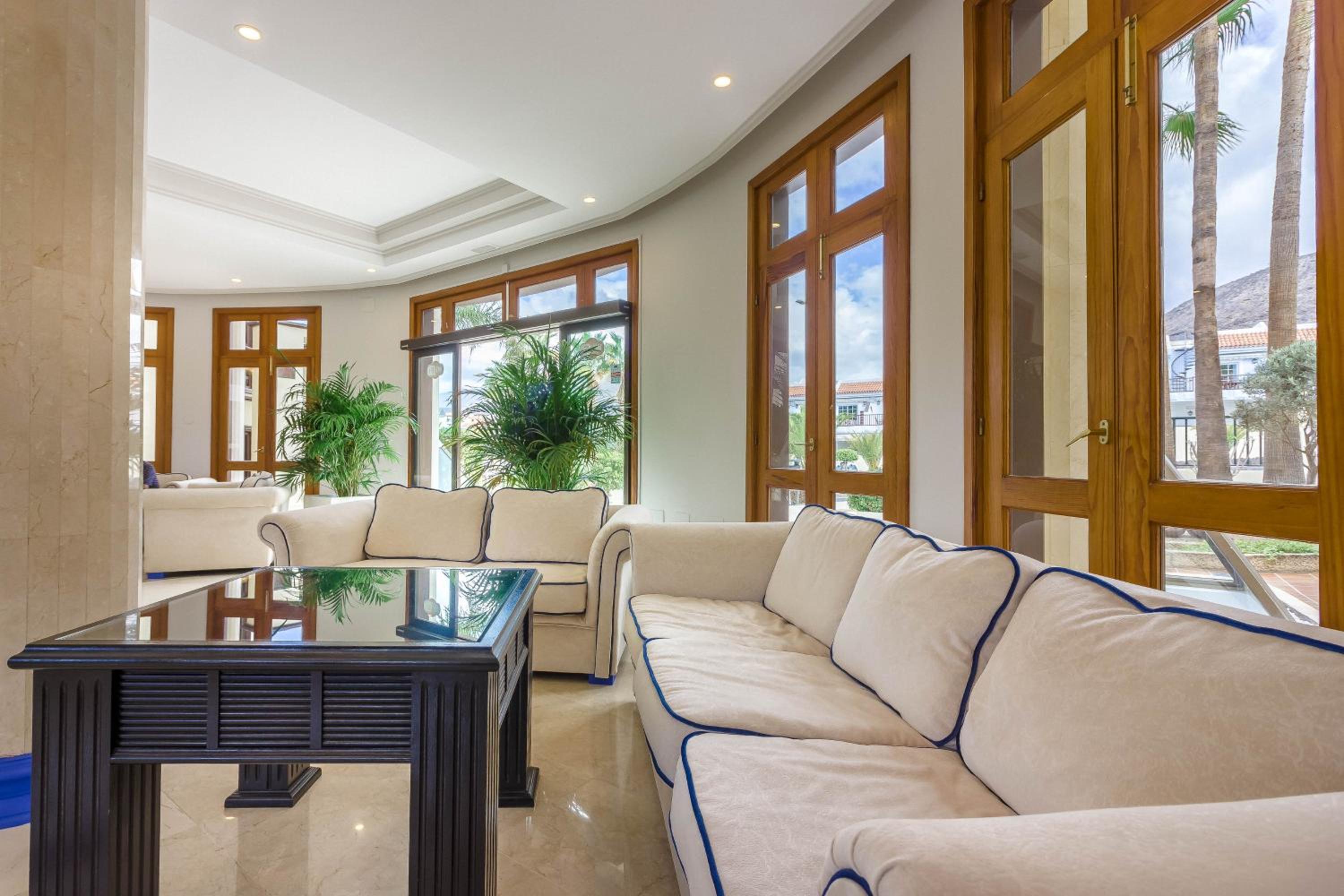 Фото Klayman Olivina Aparthotel