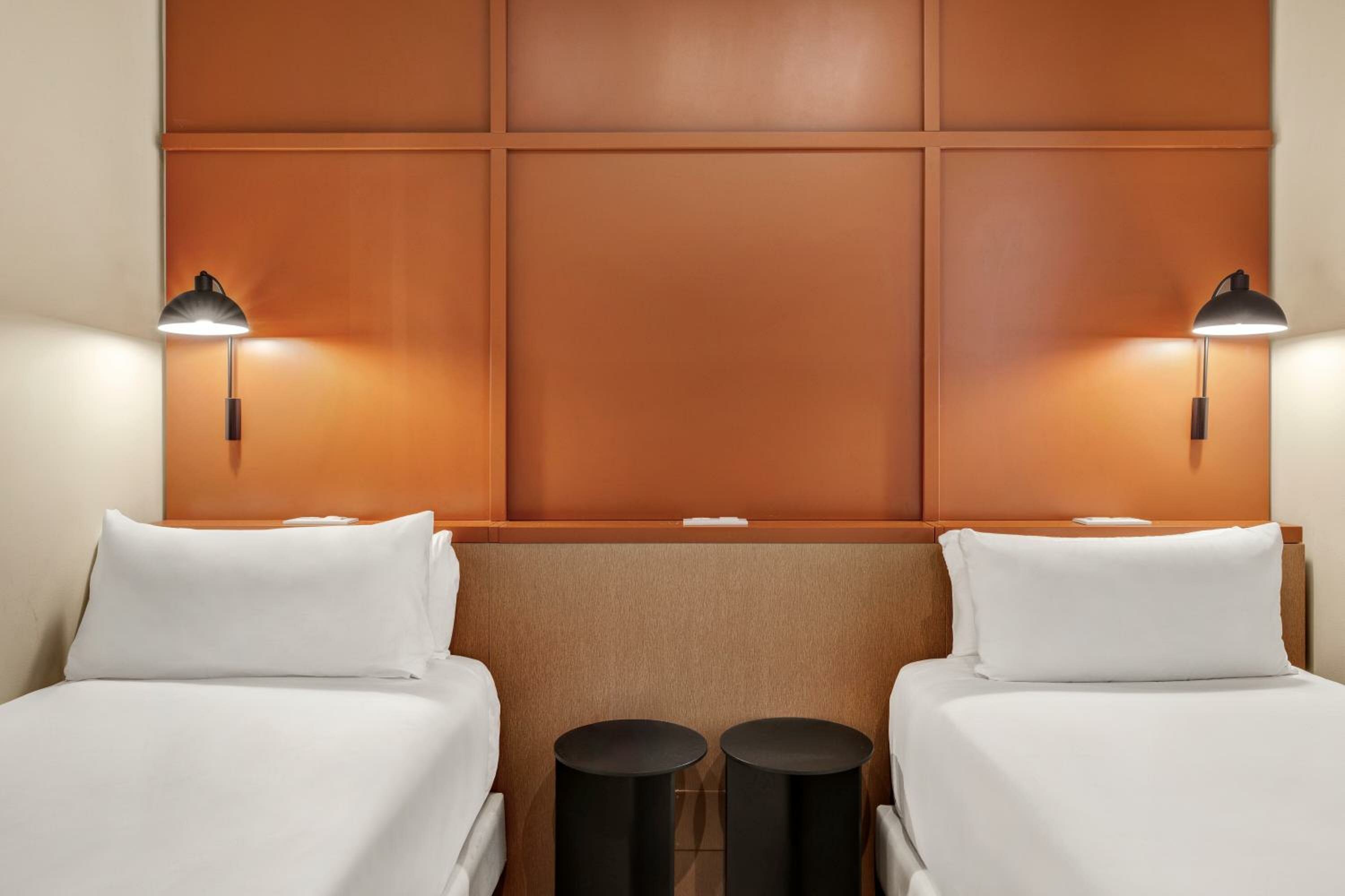 Фото B&b Apartamentos Madrid Centro Fuencarral 46