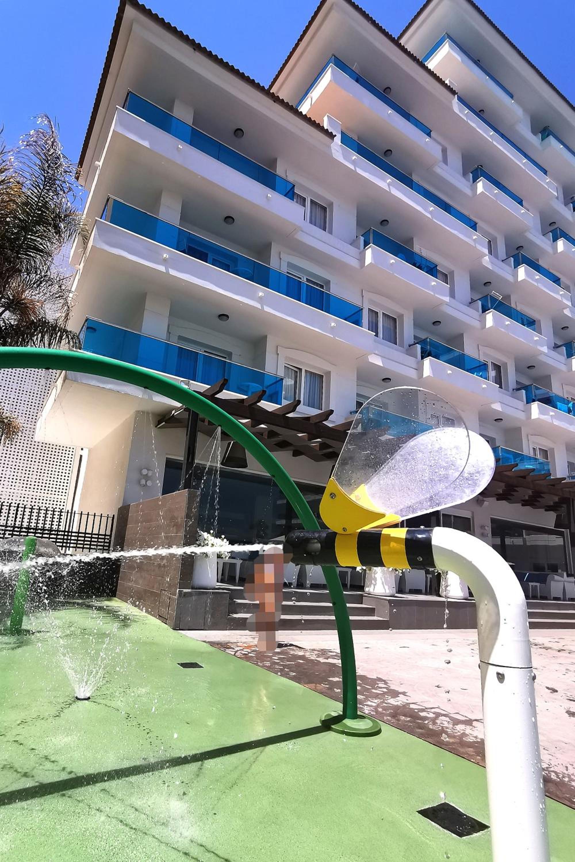 Фото Hotel Acuazul