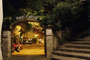 Гостиница Hotel Rufolo в Равелло