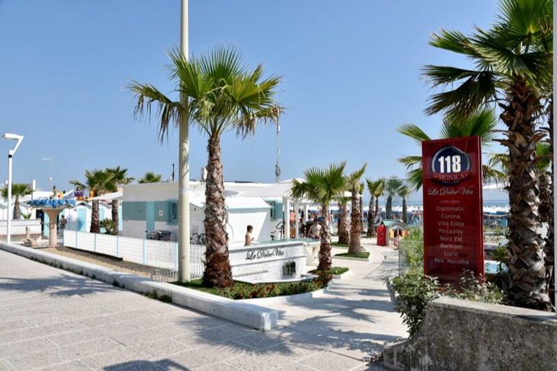 Гостиница Hotel Liane в Риччоне