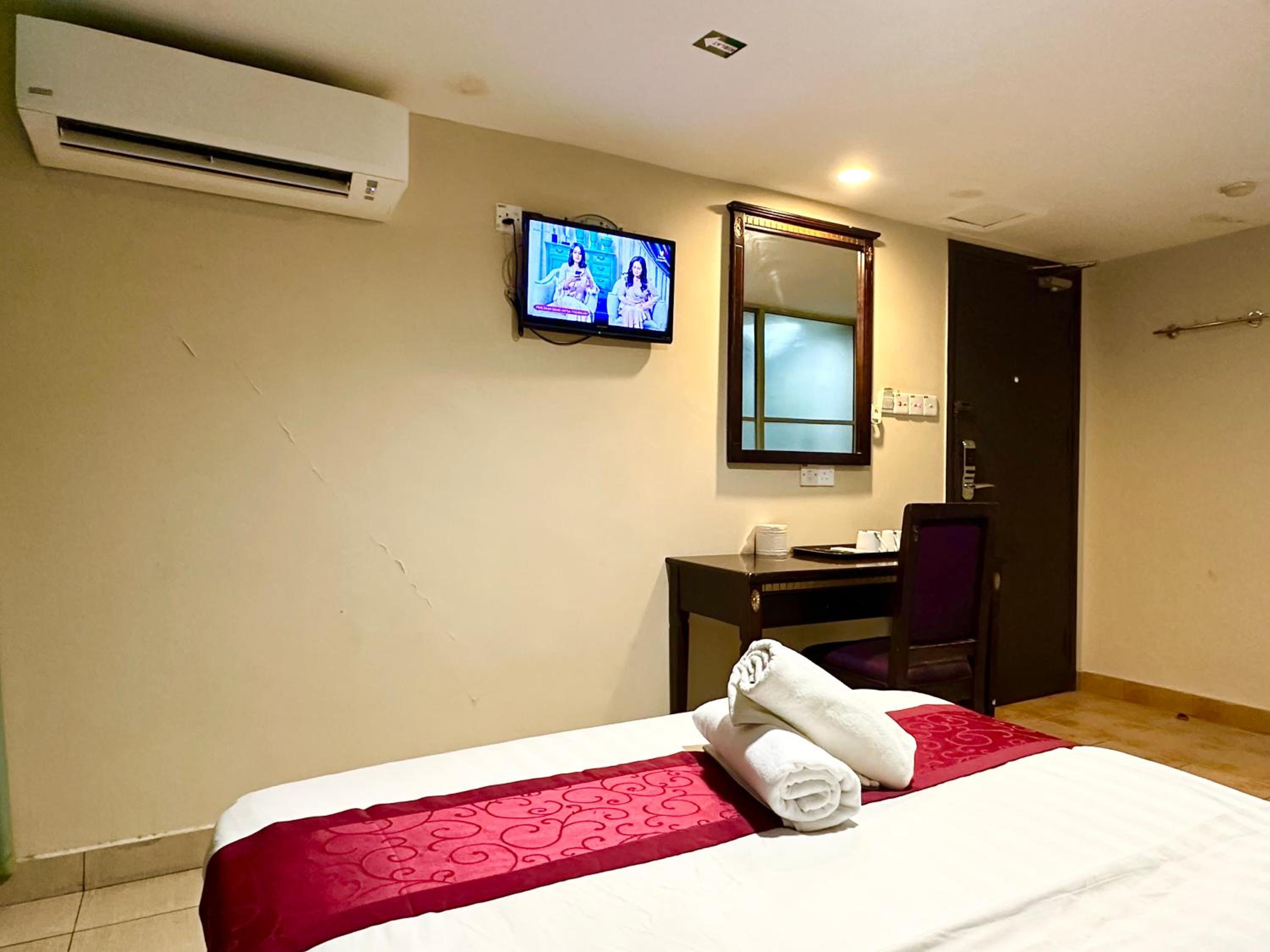 Фото Valley Hotel