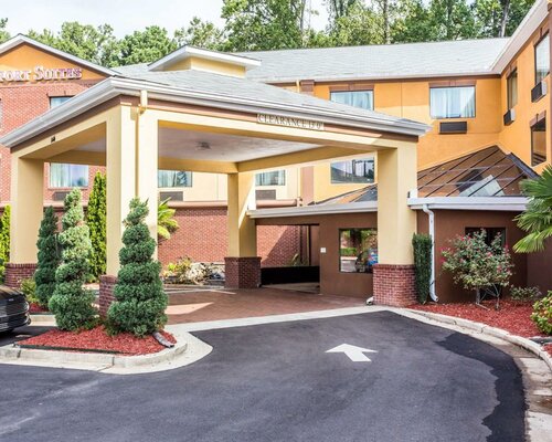 Гостиница Comfort Suites Morrow - Atlanta South
