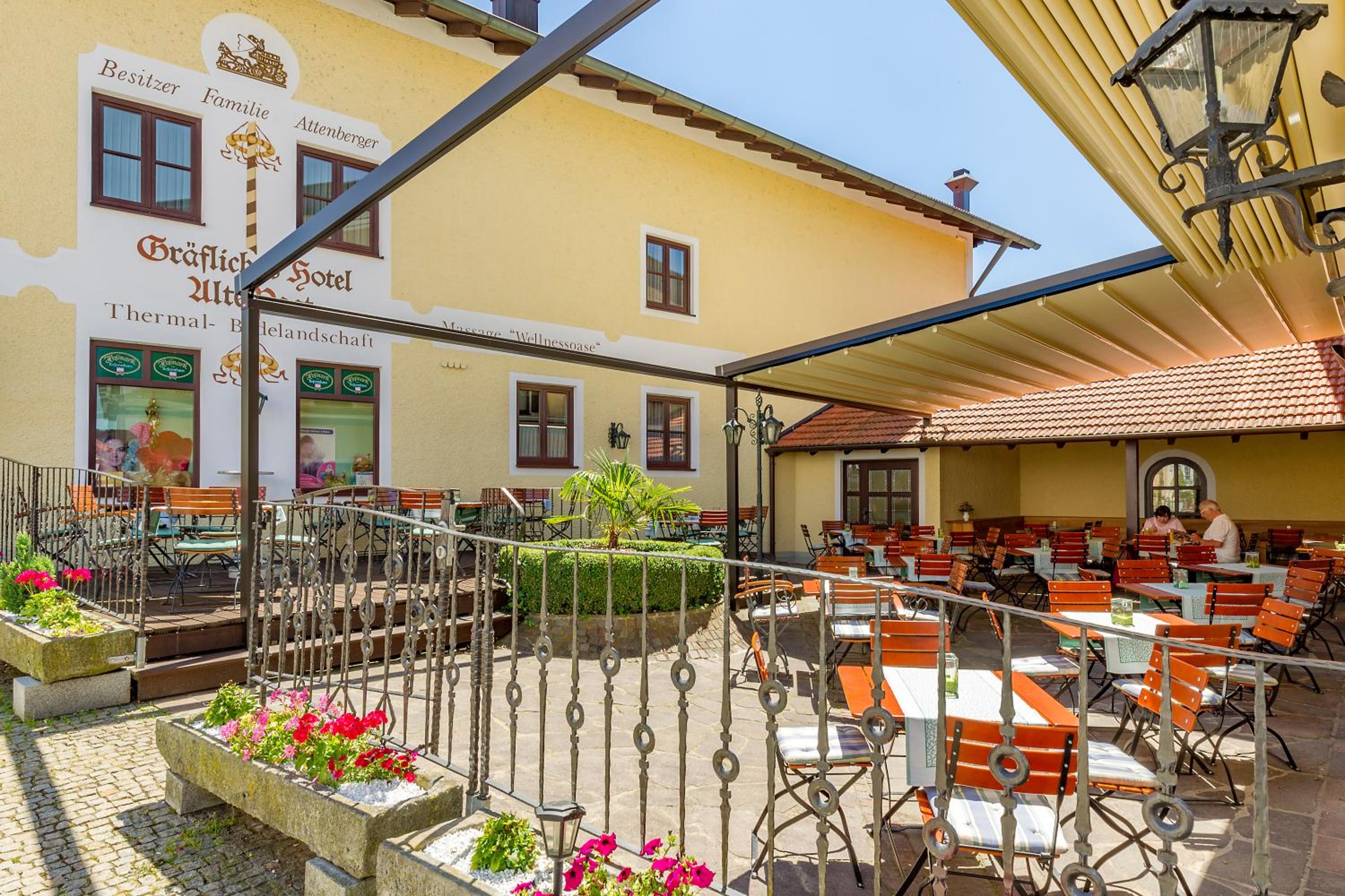 Фото Gräfliches Hotel Alte Post