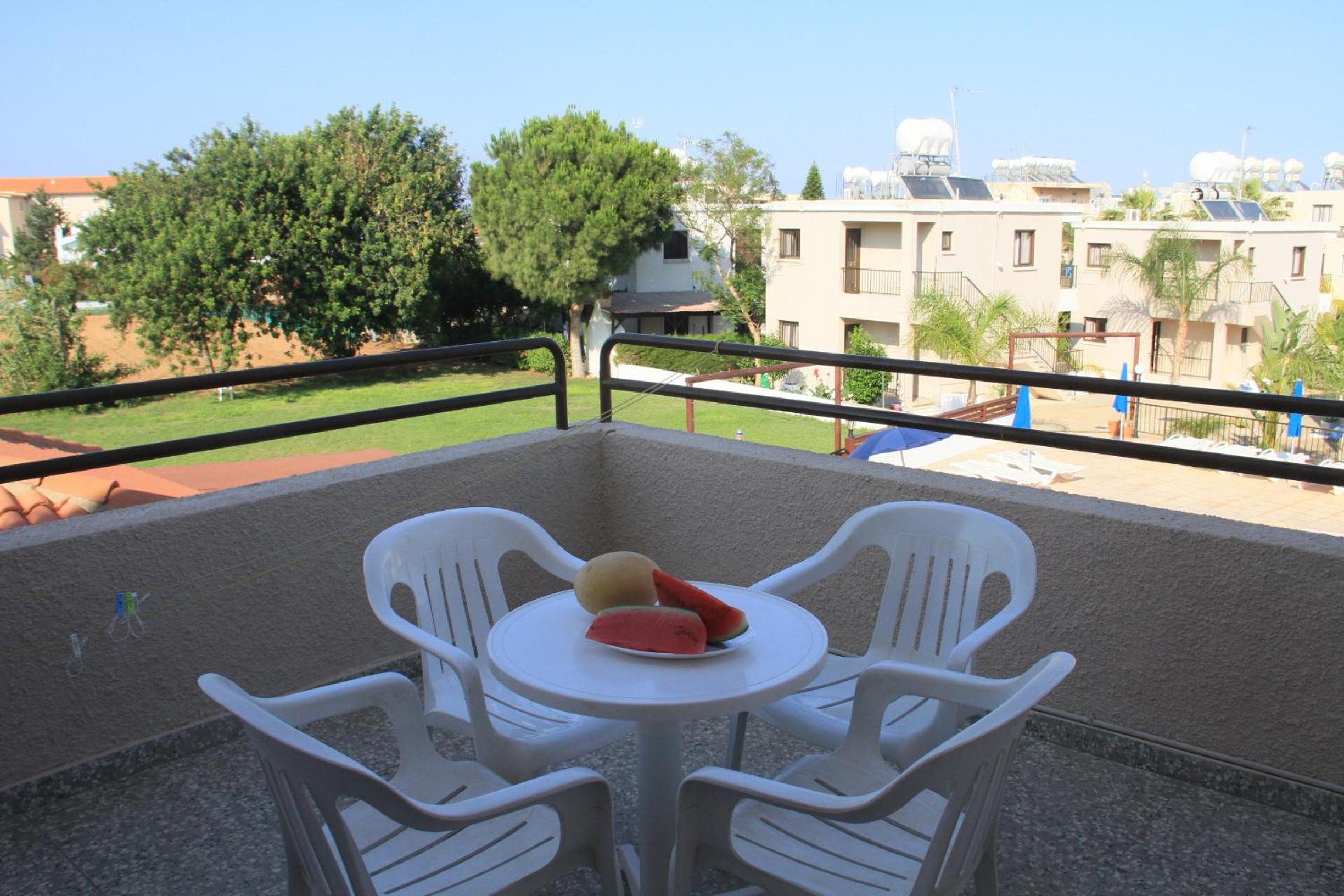 Фото Maricosta Hotel Apartments