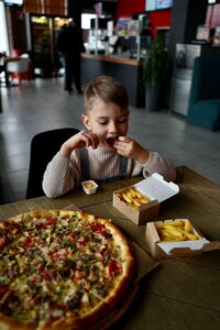 Буфет (Mozdok, ulitsa Bogdana Khmelnitskogo, 4) ، مقهى