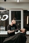 Easy (ulitsa Lomonosova, 104), barber shop