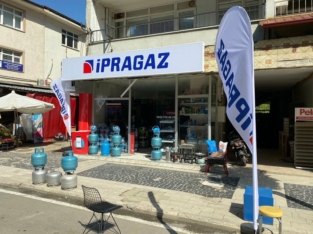 Gas cylinders İpragaz Önpaz Petroleum, Duzce, photo