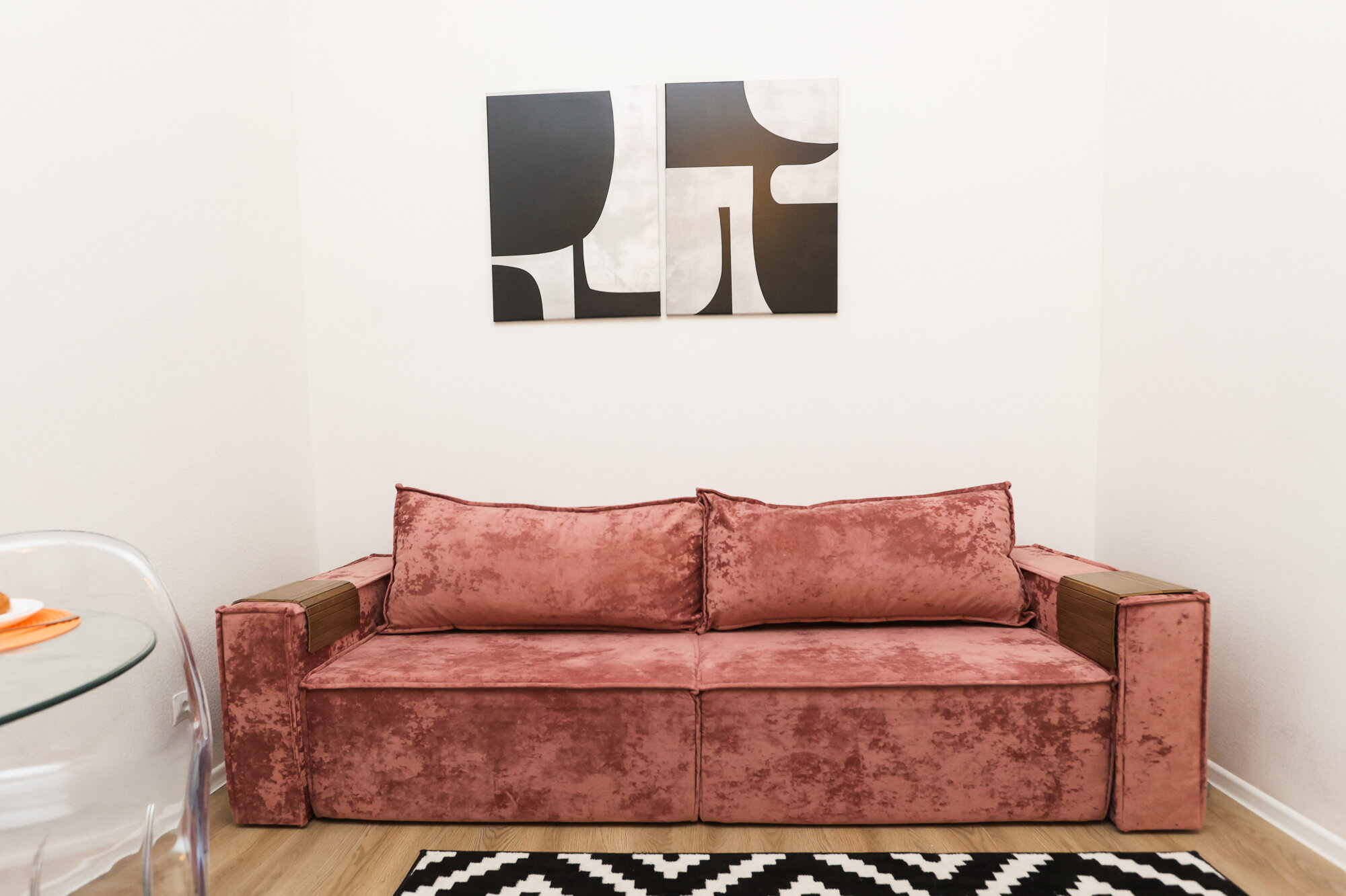 Фото Home24 на Каштановой 14