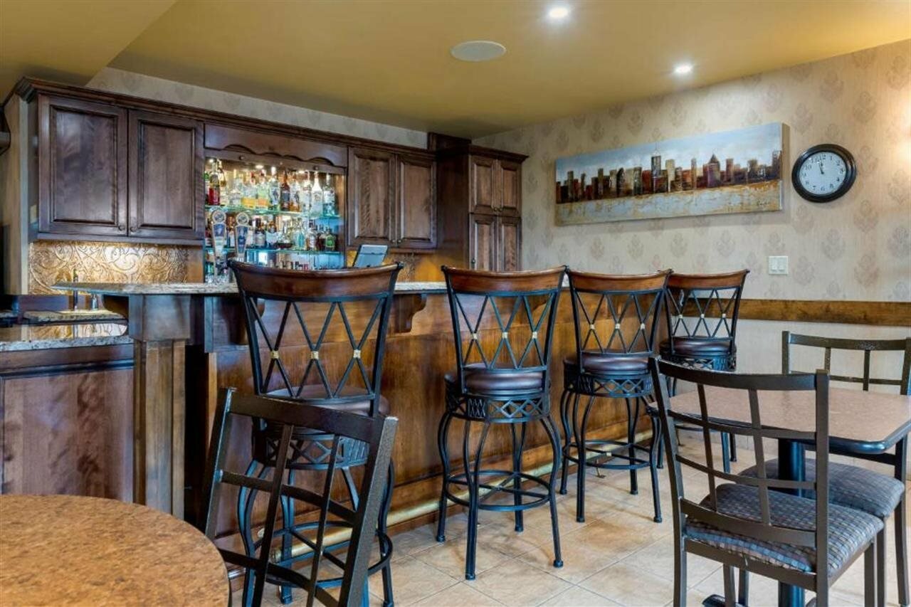 Фото Best Western Plus Grand-Sault Hotel & Suites