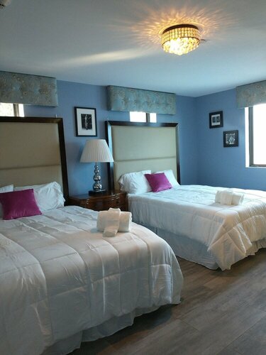 Гостиница Dunns Josephine Hotel в Майами