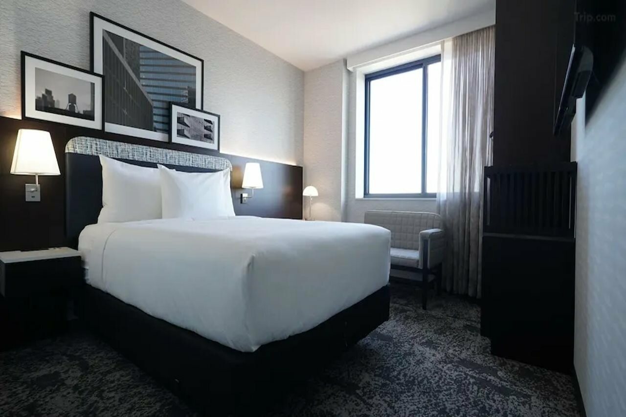 Фото DoubleTree by Hilton Long Island City New York