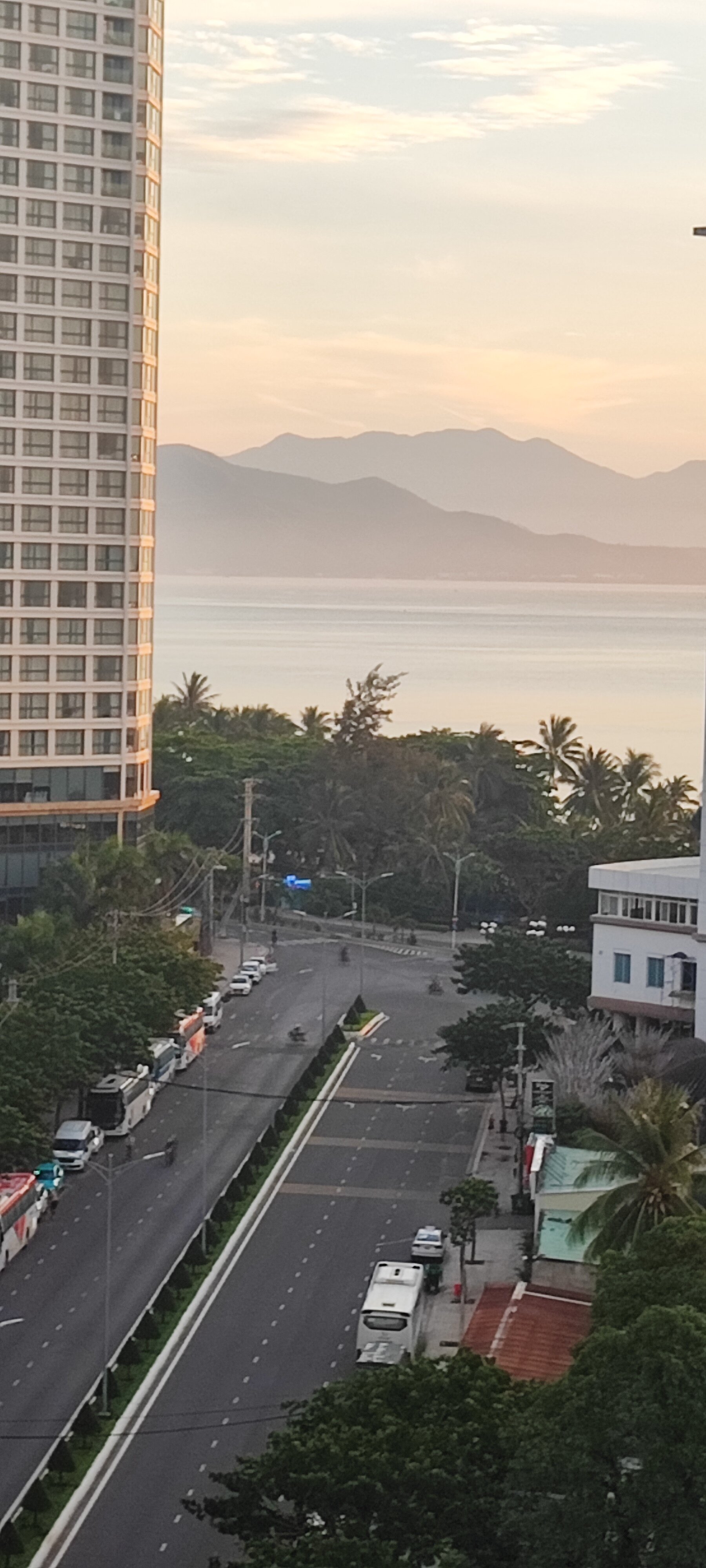 Фото Quinter Central Nha Trang