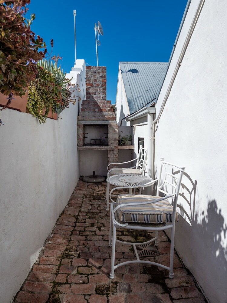 Фото Los Olivos at The Yard