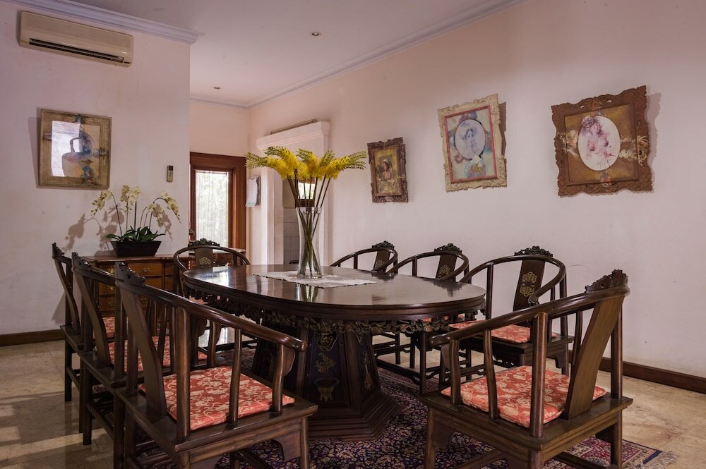 Фото Villa Taman Sari