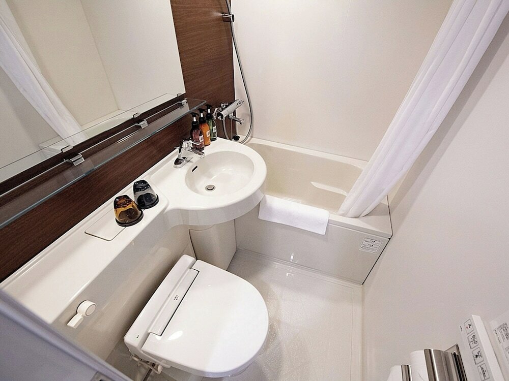 Фото Nest&Rise Osaka Namba Hotel