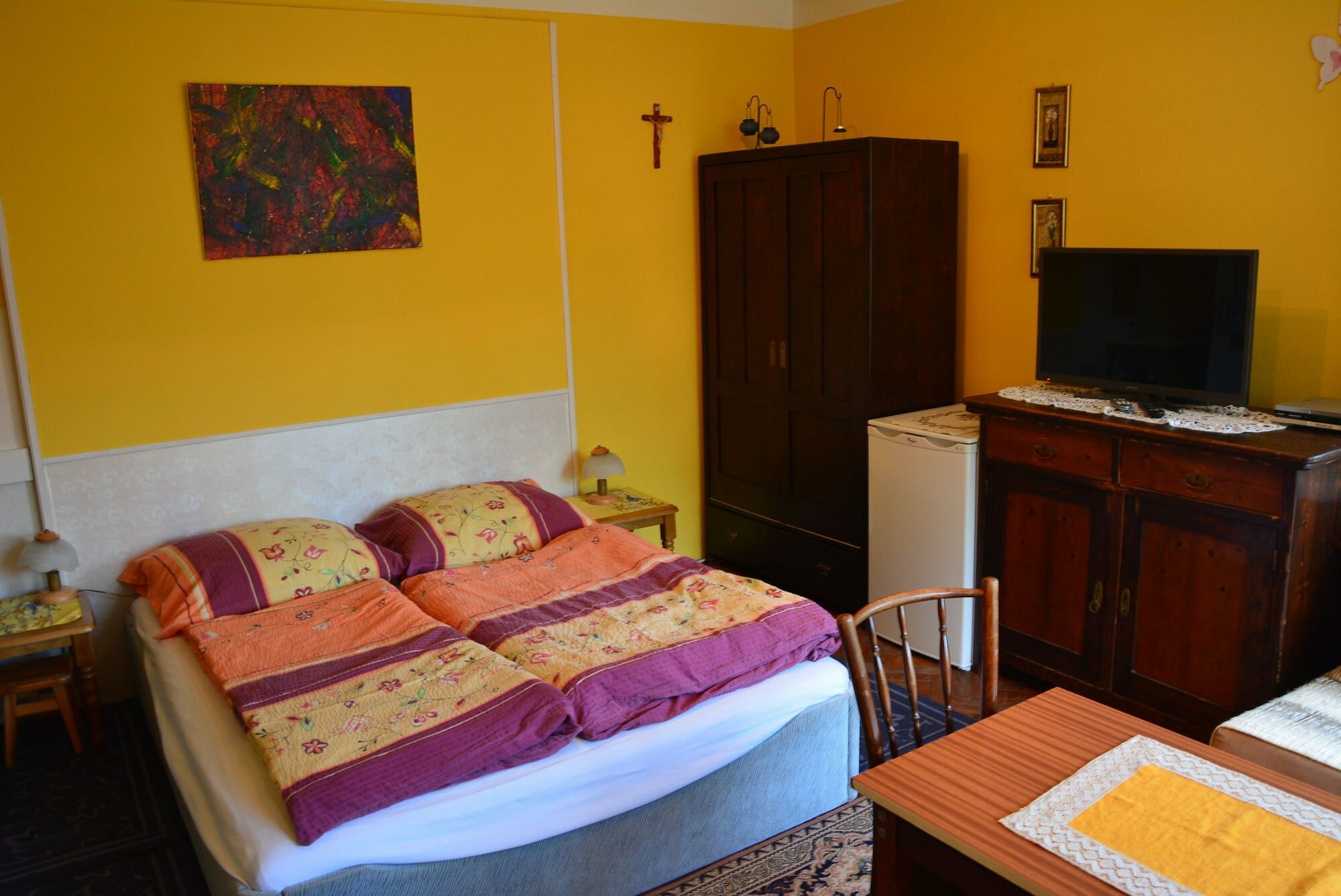 Фото Privat Henry