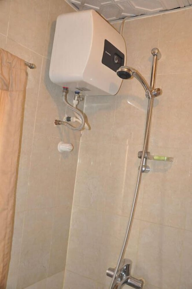 Фото Solitude Hotel Victoria Island