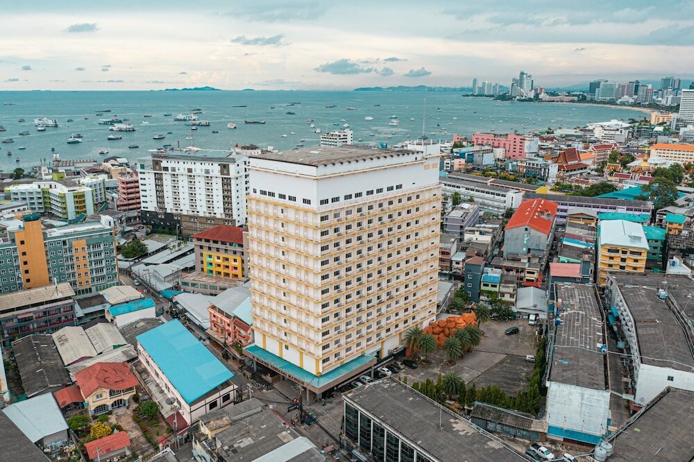 Hotel Marine Yensabai Mansion, Pattaya, photo