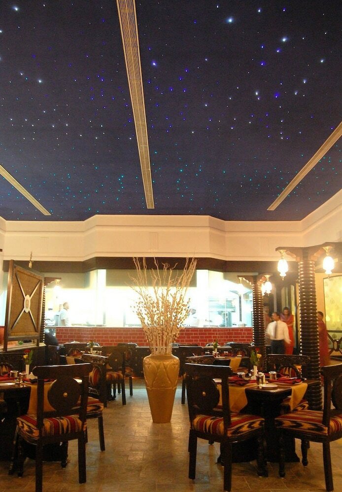 Фото Noor-Us-Sabah Palace