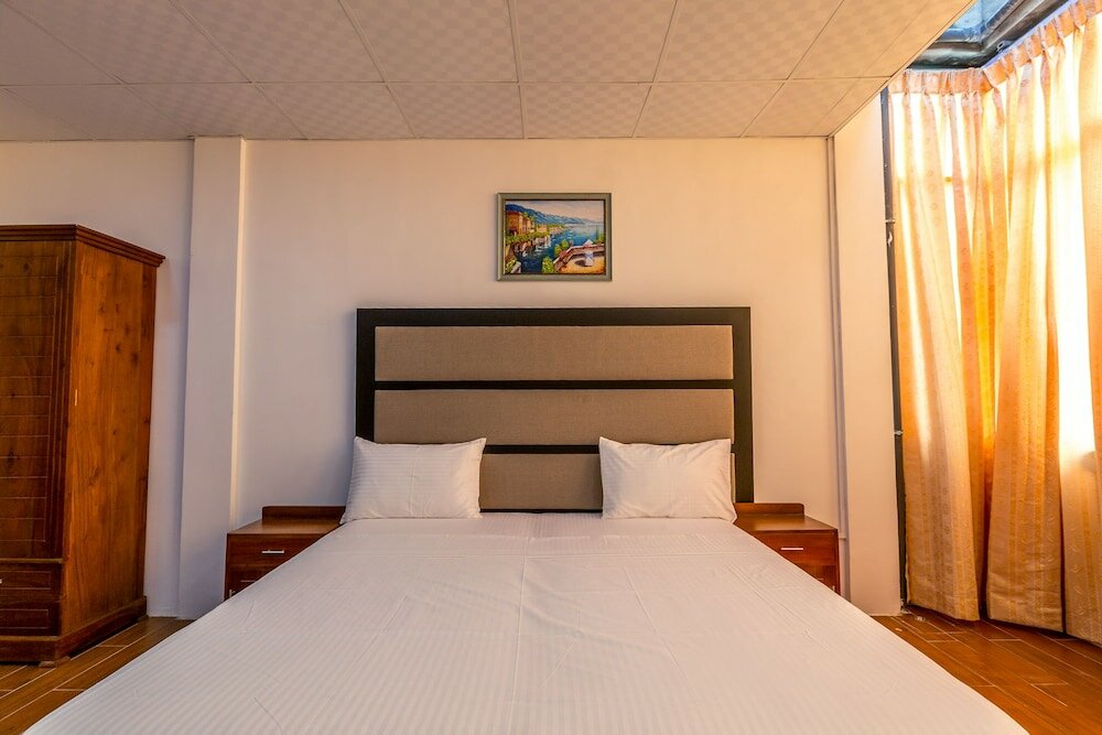 Фото Metro Port City Hotel