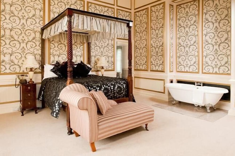 Фото The Old Lodge