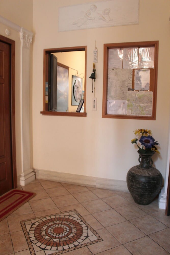 Фото Ianus Guest House