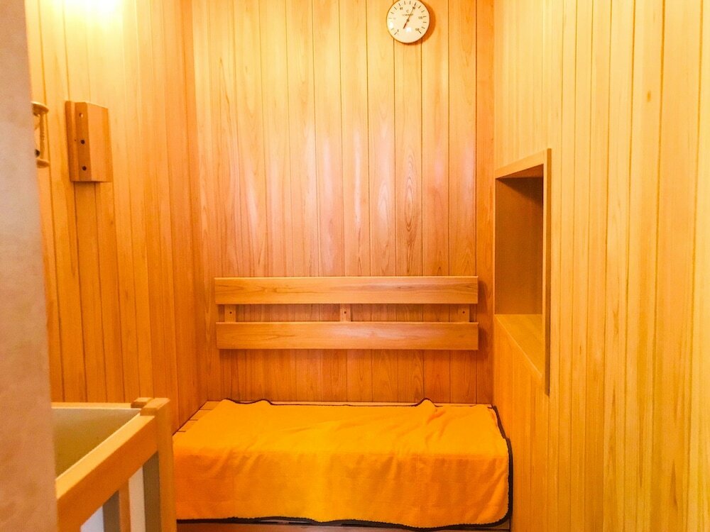 Фото Hotel Livemax Premium Hiroshima