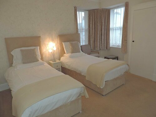 Гостиница Waverley Hotel в Нэрне
