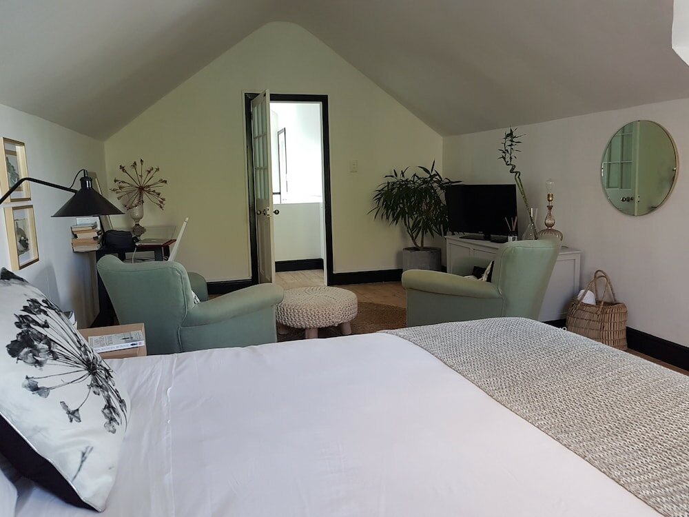 Фото Gilmour Hill