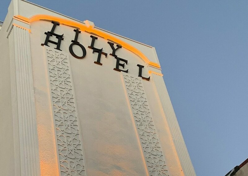 Гостиница Lily Airport Otel в Арнавуткёе