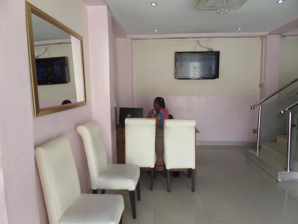 Фото Prumssy Hotel