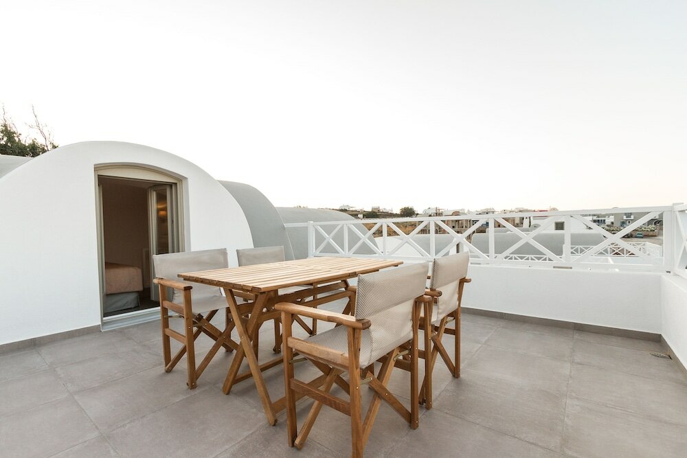 Фото Mathios Luxury Homes