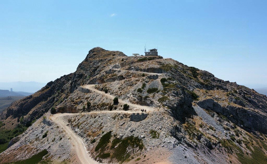 Observation deck Mahmut Mountain Fire Observation Tower, Kemalpasa, photo