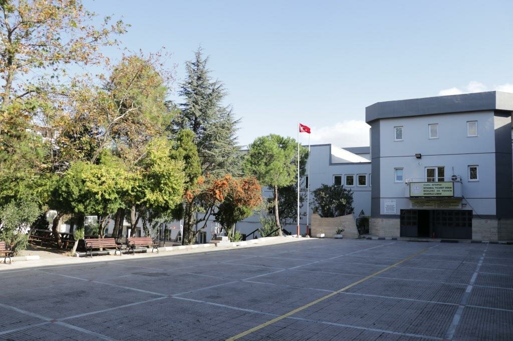 Lyceum Istanbul Chamber of Commerce Vocational and Technical Anatolian High School, Istanbul, photo