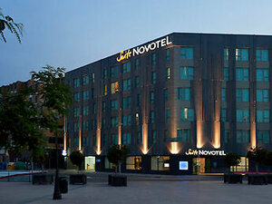 Novotel Suites Malaga Centro (Autonomous Community of Andalusia, Málaga, Calle San Jacinto 7), hotel