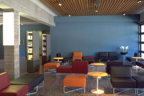 Фото Youth Hostel