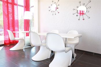 Фото Kyriad Charleville Mezieres