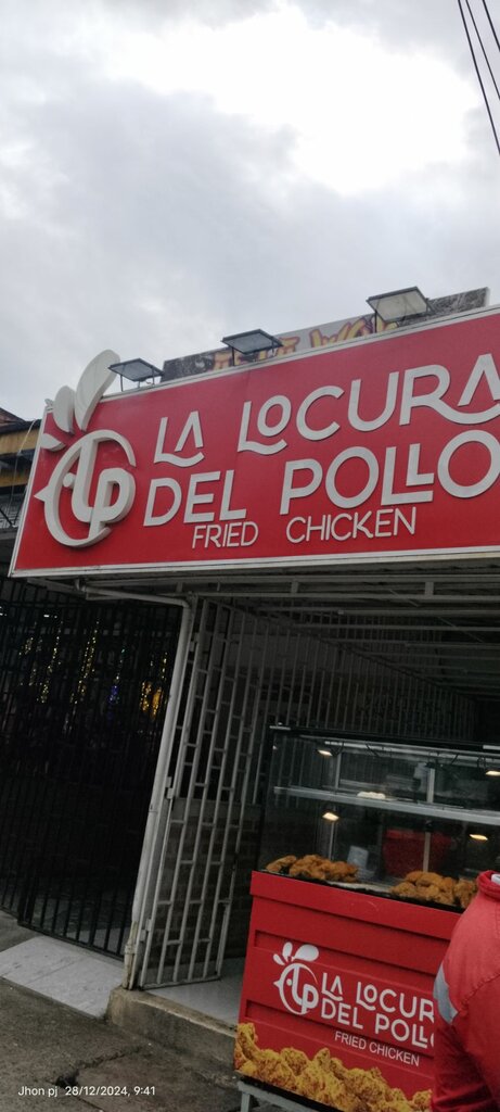 Restaurant The Madness of the Chicken, Cali, photo