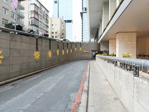 Гостиница Fairmont Quasar Istanbul в Кягытхане